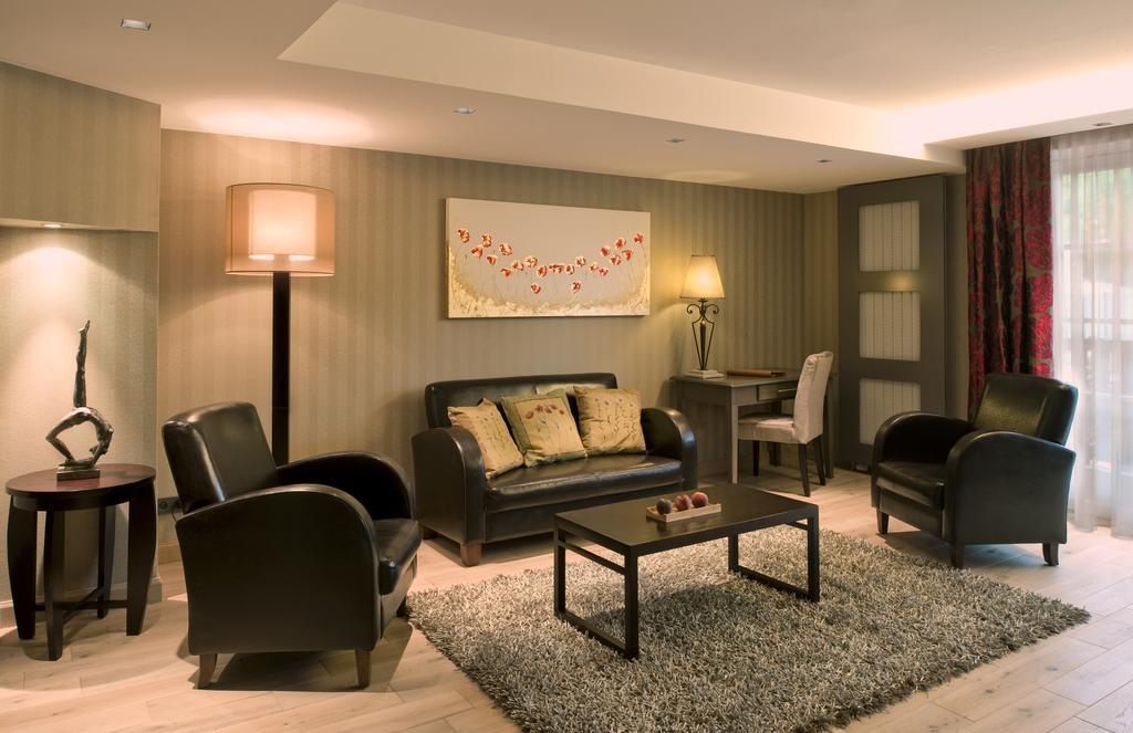 Hostellerie Des Chateaux & Spa أوتْروت المظهر الخارجي الصورة