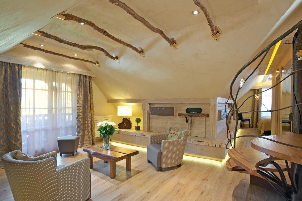 Hostellerie Des Chateaux & Spa أوتْروت المظهر الخارجي الصورة